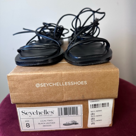 Like new Seychelles Lilac Two in Black leather lace up wrap around gladiator - Picture 6 of 10